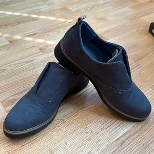 Dr. Scholl’s Gray Suede Loafers